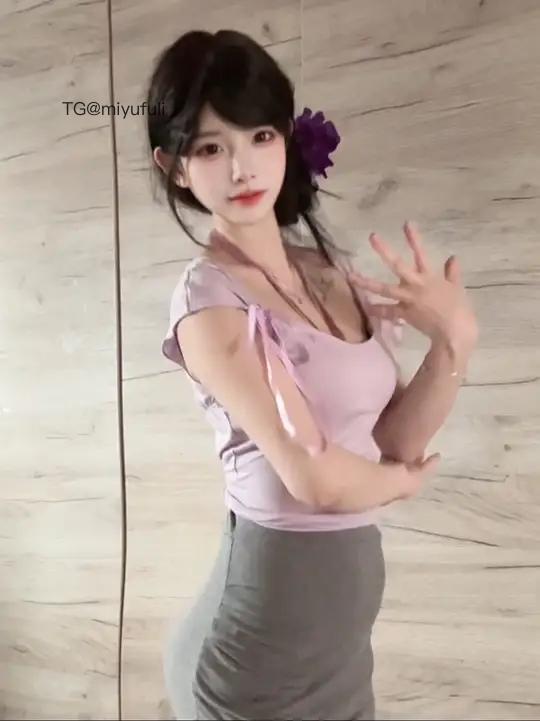 雪顶 2025-05-29 19:18:35 去看具体的夏天 第1张