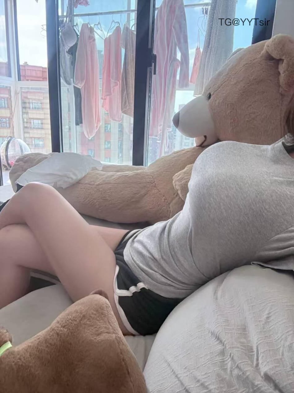 小意oO 2025-05-23 15:45:54 来一起睡觉觉呀 第2张