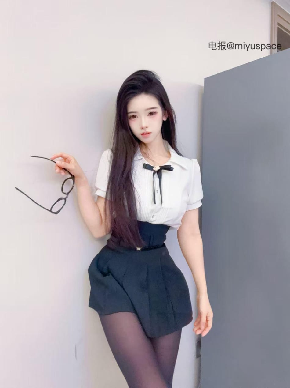 卿风 2025-05-26 20:44:15 准备上课😉 第2张