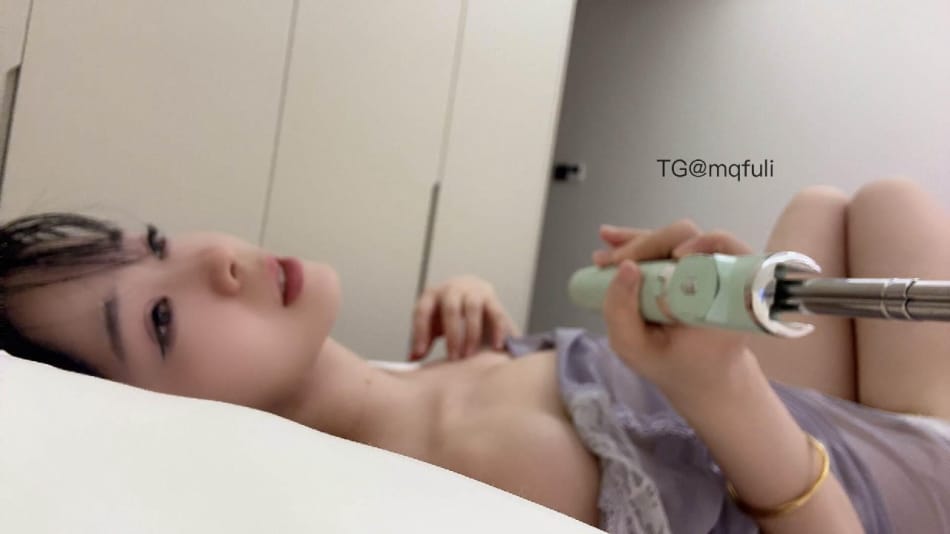 七七仙女 2025-05-29 16:31:14 角度越刁钻，我就越好看 第6张