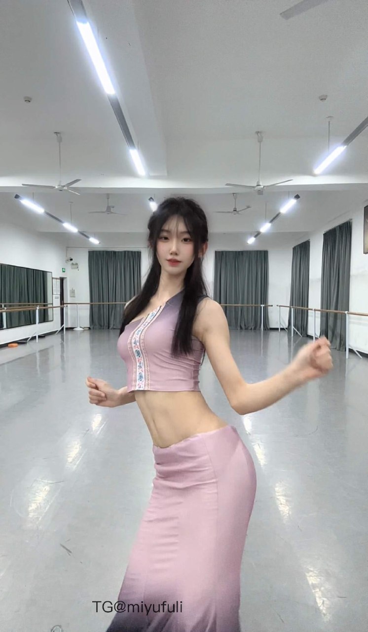 一笑呢 2025-05-26 16:07:00 哈喽呀，这里会持续更新 第1张