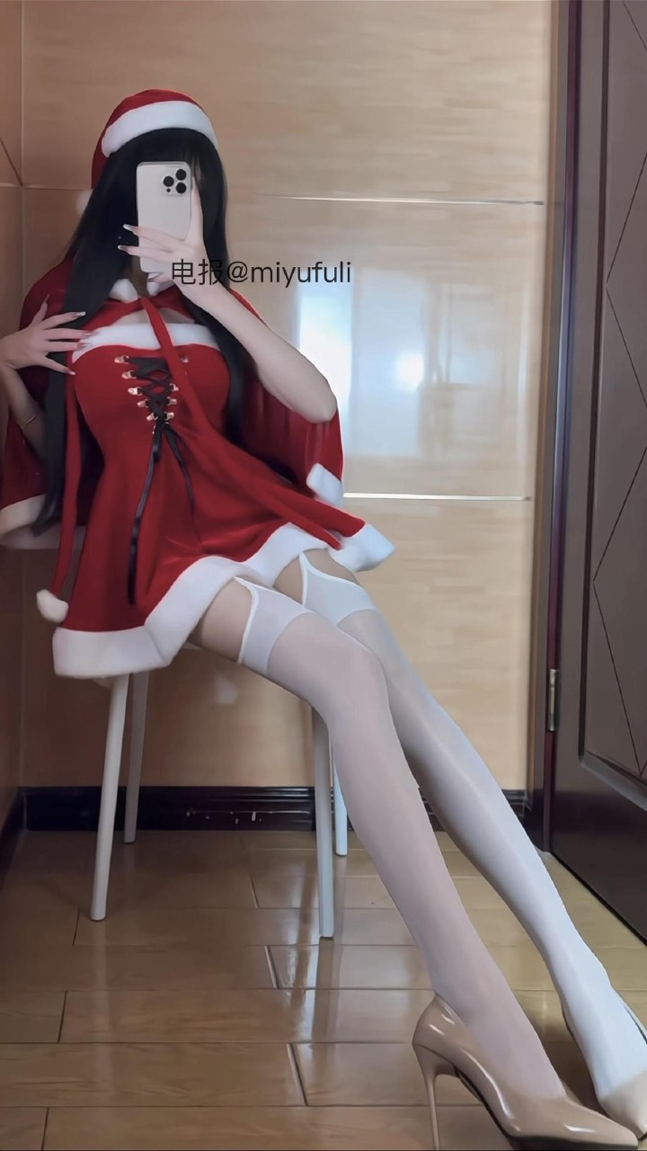 魏小款v 2025-05-26 17:23:16 天天看腿 估计你们也不会腻 第3张