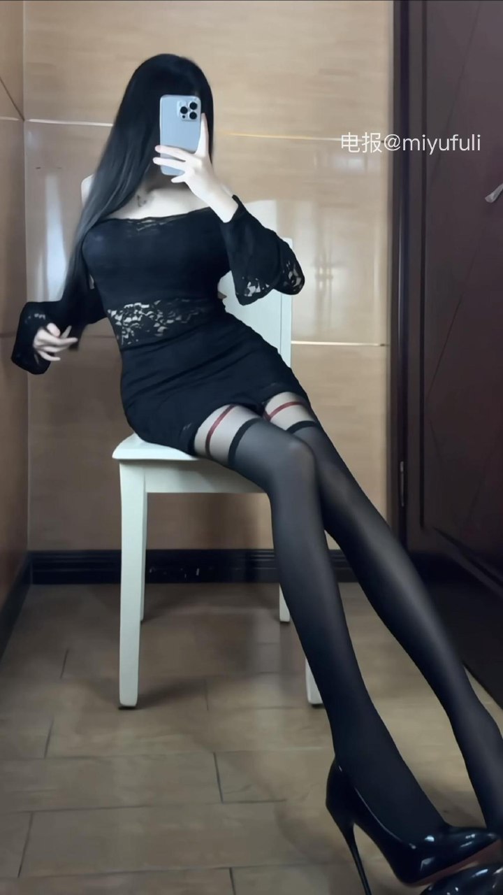 魏小款v 2025-05-26 17:23:16 天天看腿 估计你们也不会腻 第8张