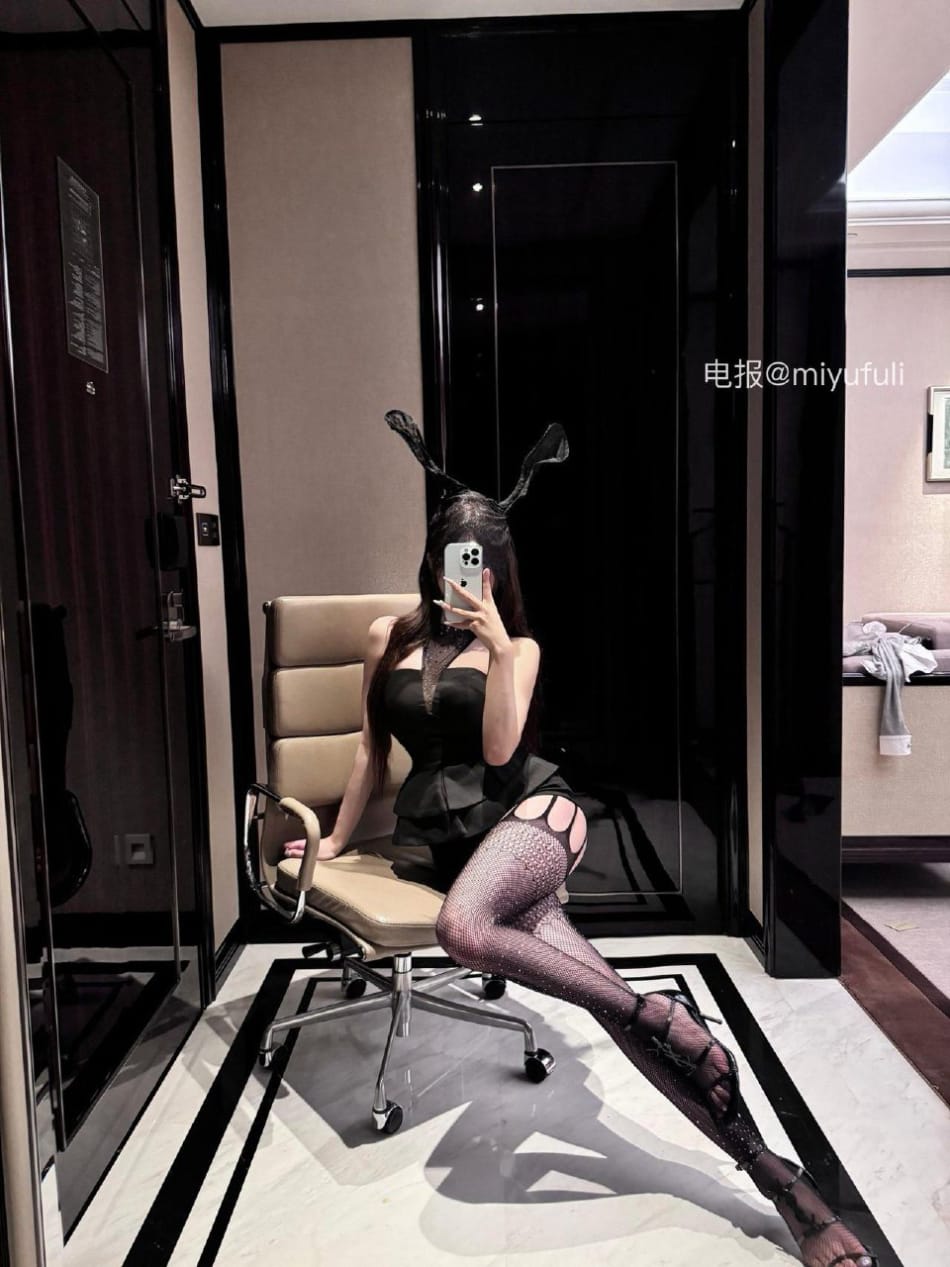 崽崽 2025-05-26 11:18:51 暗黑兔女郎，你会爱上我吗？ 第6张