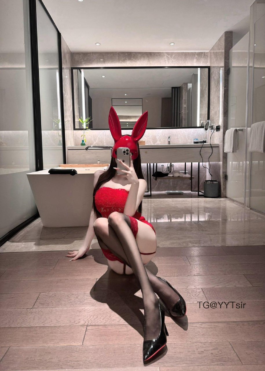 崽崽 2025-05-26 11:29:26 鲜红兔女郎崽崽，哥哥爱不爱 第5张