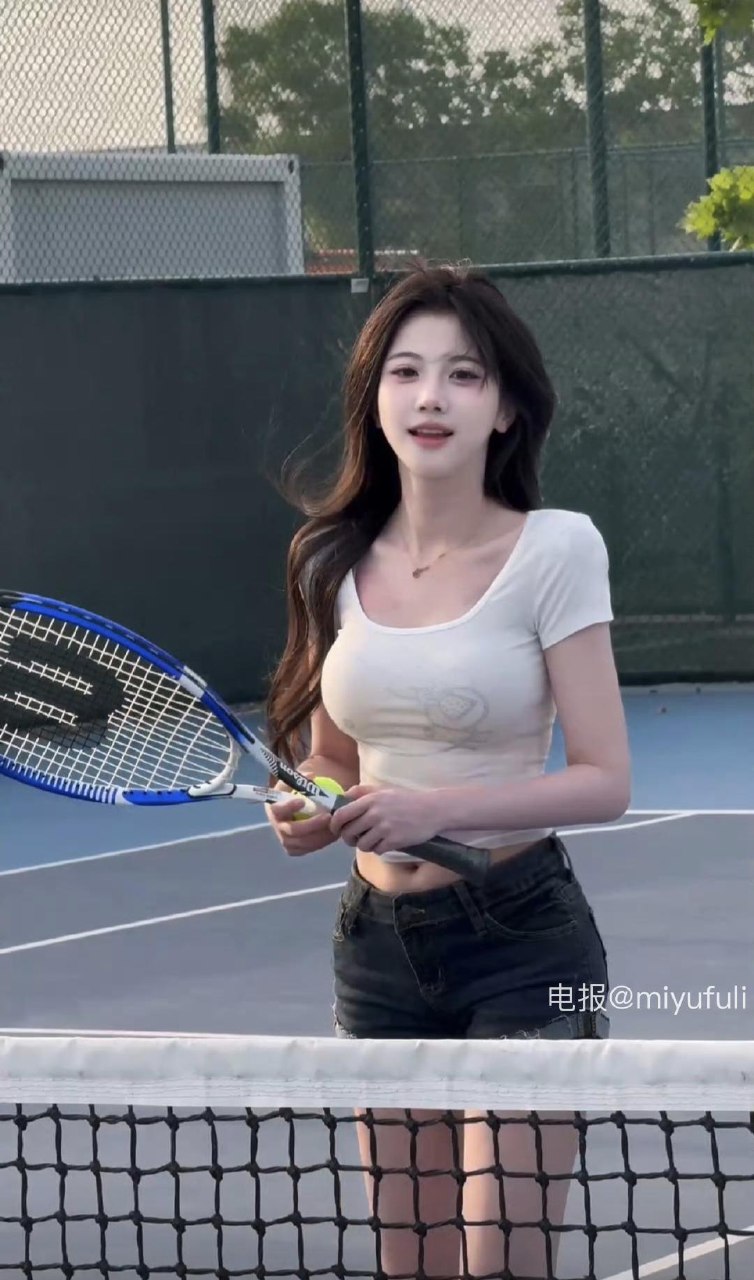 刘二萌 2025-05-26 22:10:12 乖是装的 吃定你的手段罢了 第9张