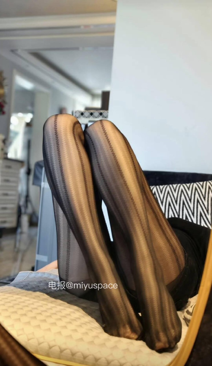 刘二萌 2025-05-27 02:04:36 二萌绝美情趣秘书 第3张