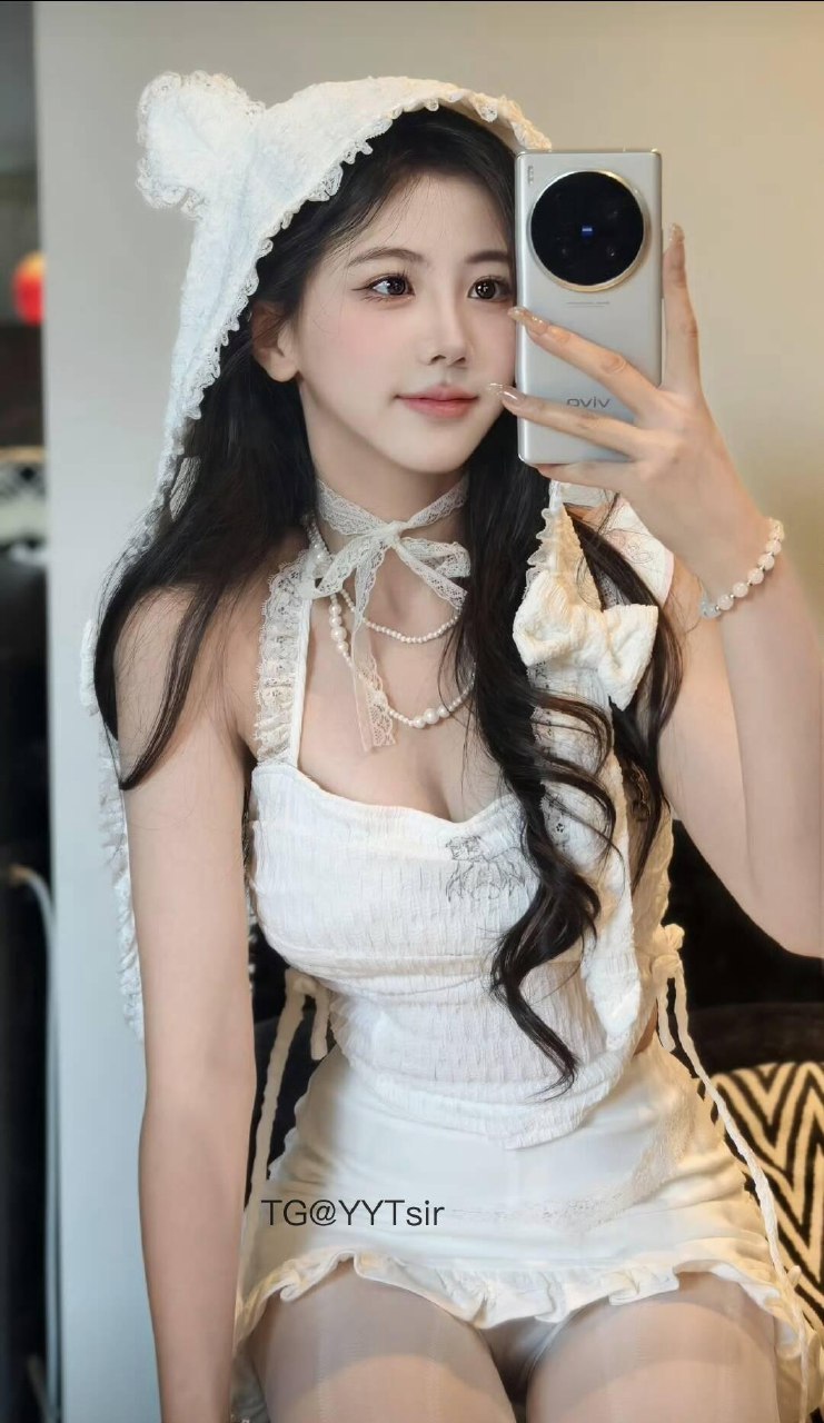 刘二萌 2025-05-27 02:09:07 老公们~绝美福利来啦❗️❗️ 二萌在没有天花板的地方尽情释 😍 第3张