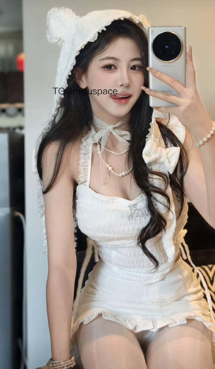 刘二萌 2025-05-27 02:09:07 老公们~绝美福利来啦❗️❗️ 二萌在没有天花板的地方尽情释 😍 第4张