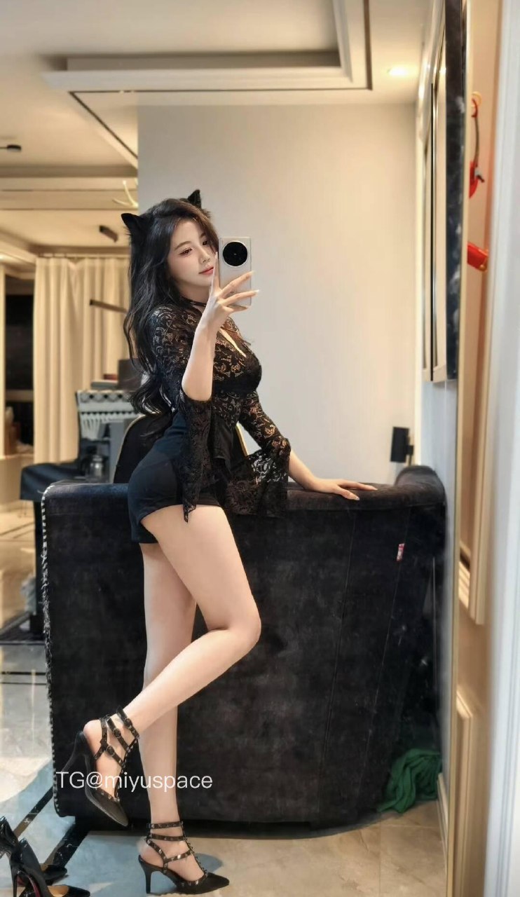 刘二萌 2025-05-27 02:18:38 超炸作品❗不入血亏❗夺命甜美系列😘 第4张