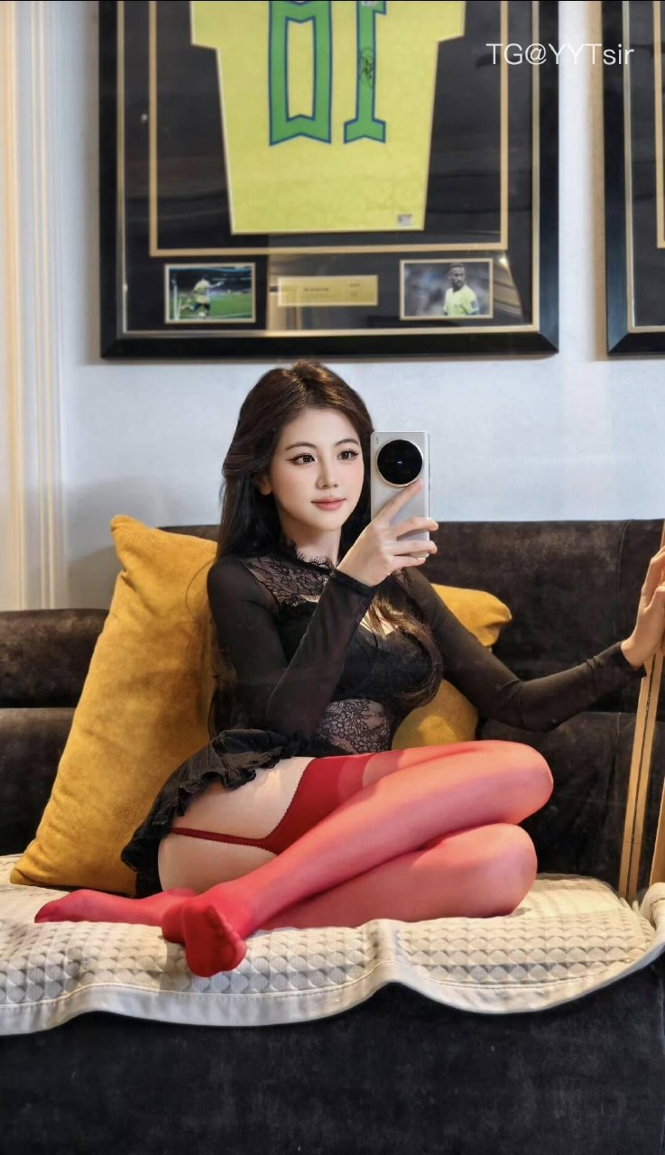 刘二萌 2025-05-27 10:43:45 二萌绝美秘书 第5张