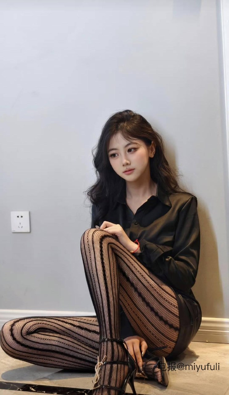 刘二萌 2025-05-27 12:24:37 其实我不太懂喜欢，但我想要走向你 第1张