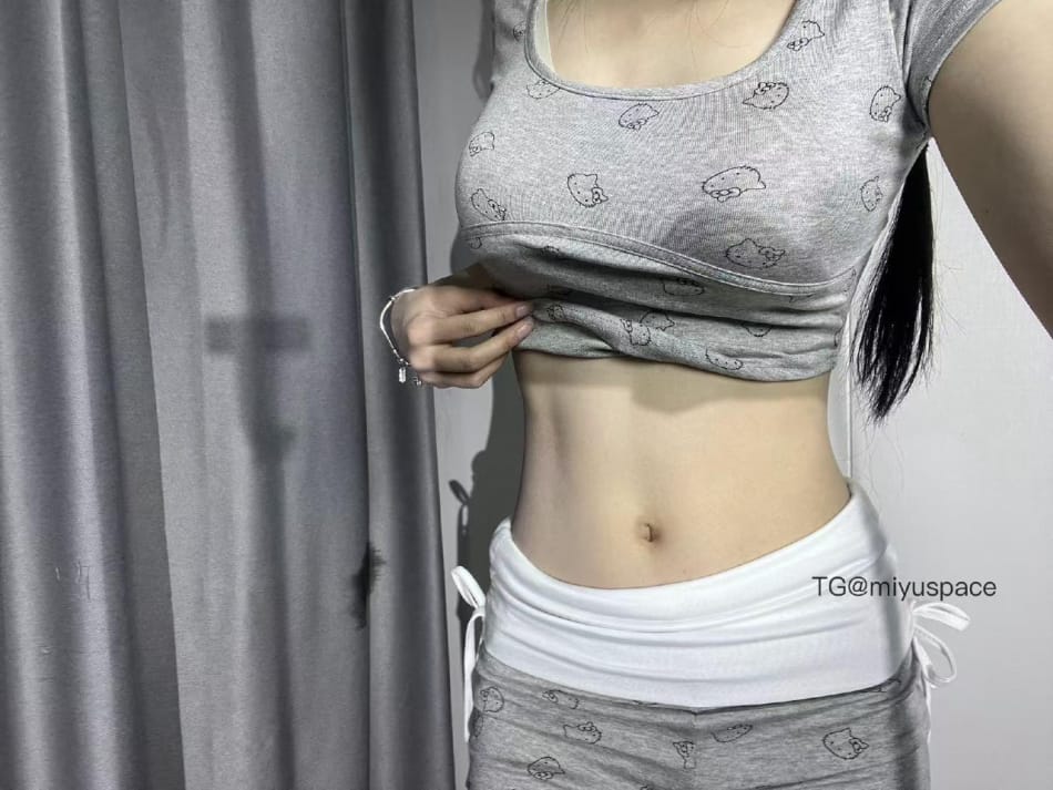 小熊大王 2025-05-26 22:40:54 乖是装的 吃定你的手段罢了 第1张