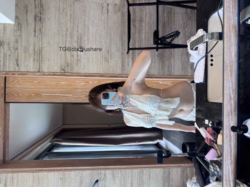 张洛洛 2025-05-29 14:45:11 希望所有的烦恼都离我远远的 第2张