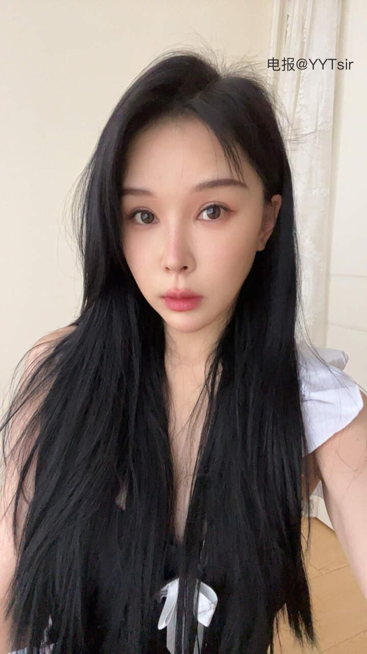 小姨 2025-05-31 14:52:59 你是想稳住还是吻住～ 第2张