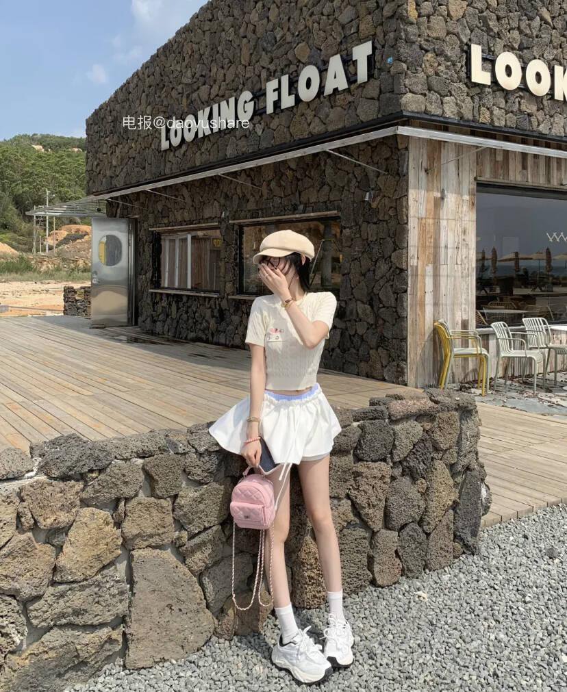 你吃饭了吗 2025-05-19 17:27:47 很日常的韩妹穿搭~氛围好get 第9张