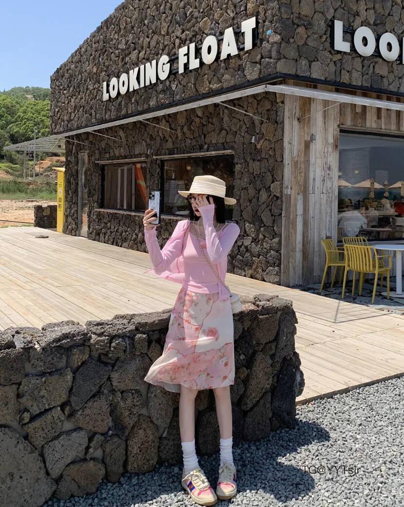 你吃饭了吗 2025-05-19 17:27:47 很日常的韩妹穿搭~氛围好get 第27张