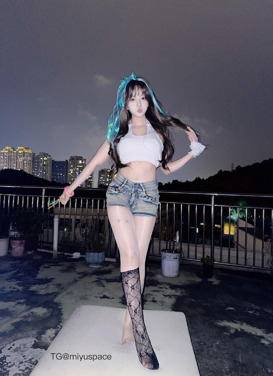 小雨yo甜 2025-05-25 23:34:14 我吃了太多糖 甜的总想和你分享 第2张