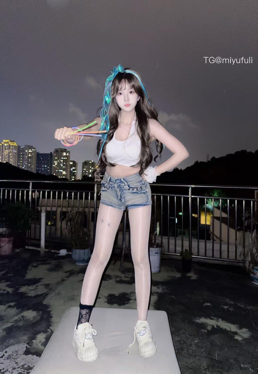 小雨yo甜 2025-05-25 23:34:14 我吃了太多糖 甜的总想和你分享 第3张