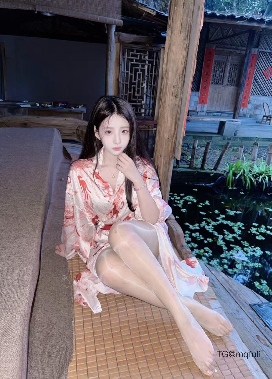 小雨yo甜 2025-05-25 23:34:14 我吃了太多糖 甜的总想和你分享 第13张