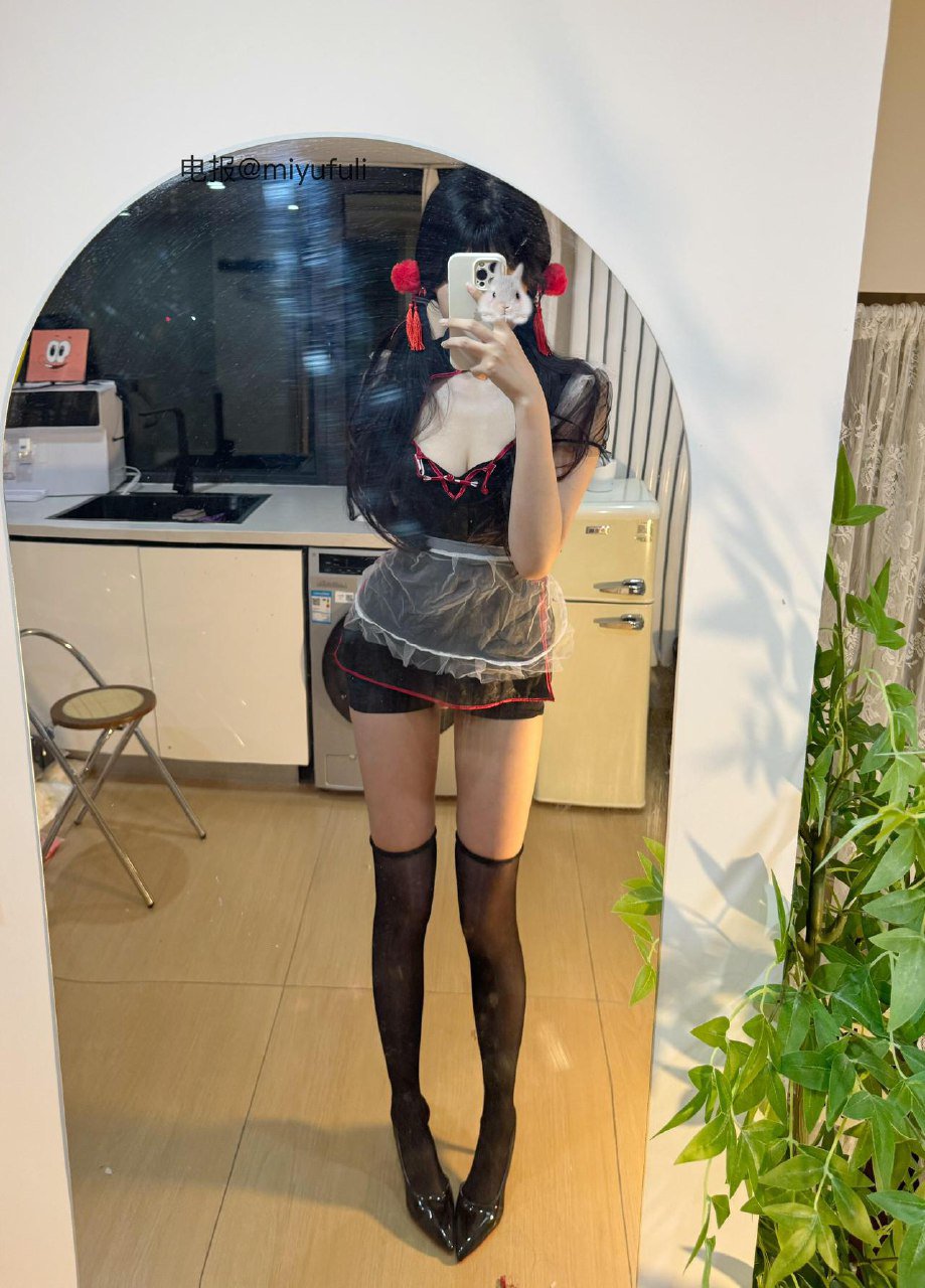 神明同同 2025-05-24 09:44:03 黑丝+女仆装!我想你会爱上我 第8张