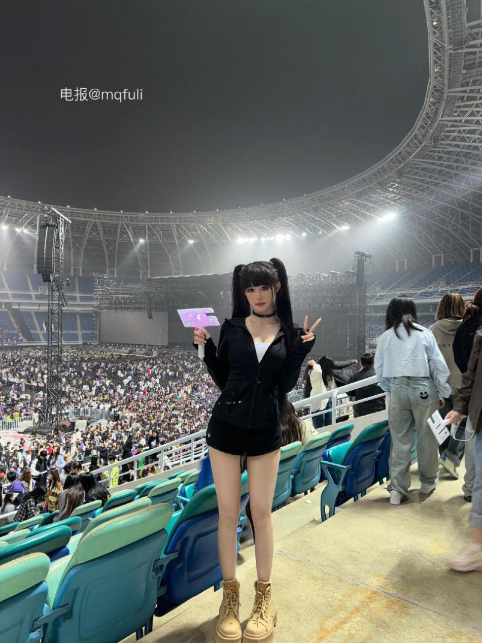 超蓝布罗莉 2025-05-27 00:36:51 不同的风格有不同的魅力哦 第5张