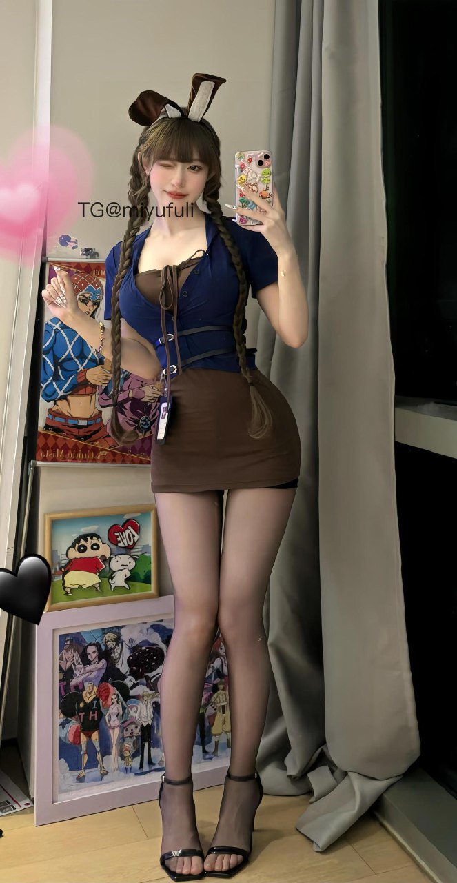 超蓝布罗莉 2025-05-27 00:36:51 不同的风格有不同的魅力哦 第1张