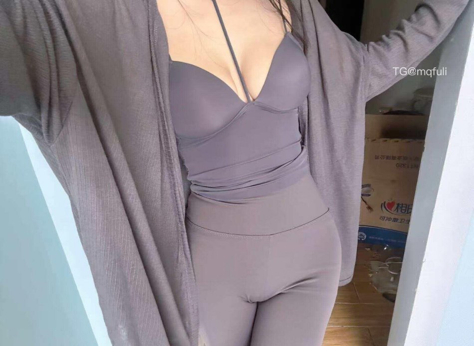 财神爷的心尖尖 2025-05-28 03:54:44 明明就是运动装