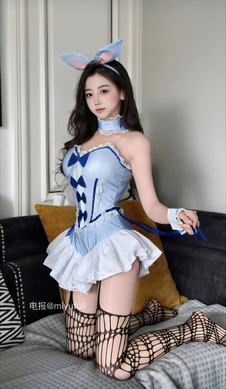 刘二萌 2025-06-02 13:09:16 宝宝👶🏻!!精品限量版写真📸绝美 ❤️ 第1张