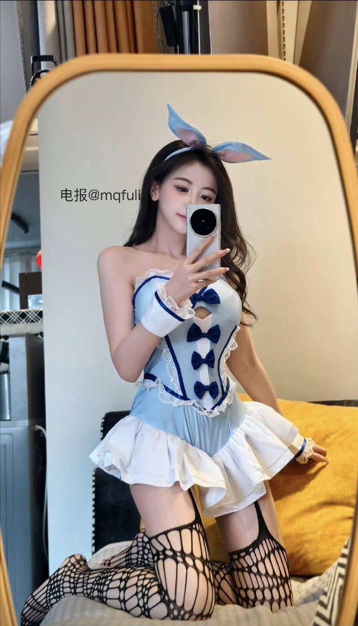 刘二萌 2025-06-02 13:09:16 宝宝👶🏻!!精品限量版写真📸绝美 ❤️ 第2张