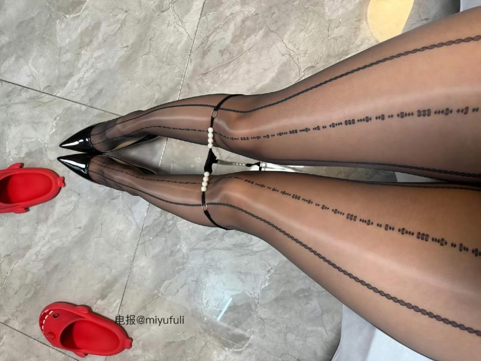 都快兔了 2025-06-04 12:51:31 涞觅电波袜 都快兔了差点兔了 第1张