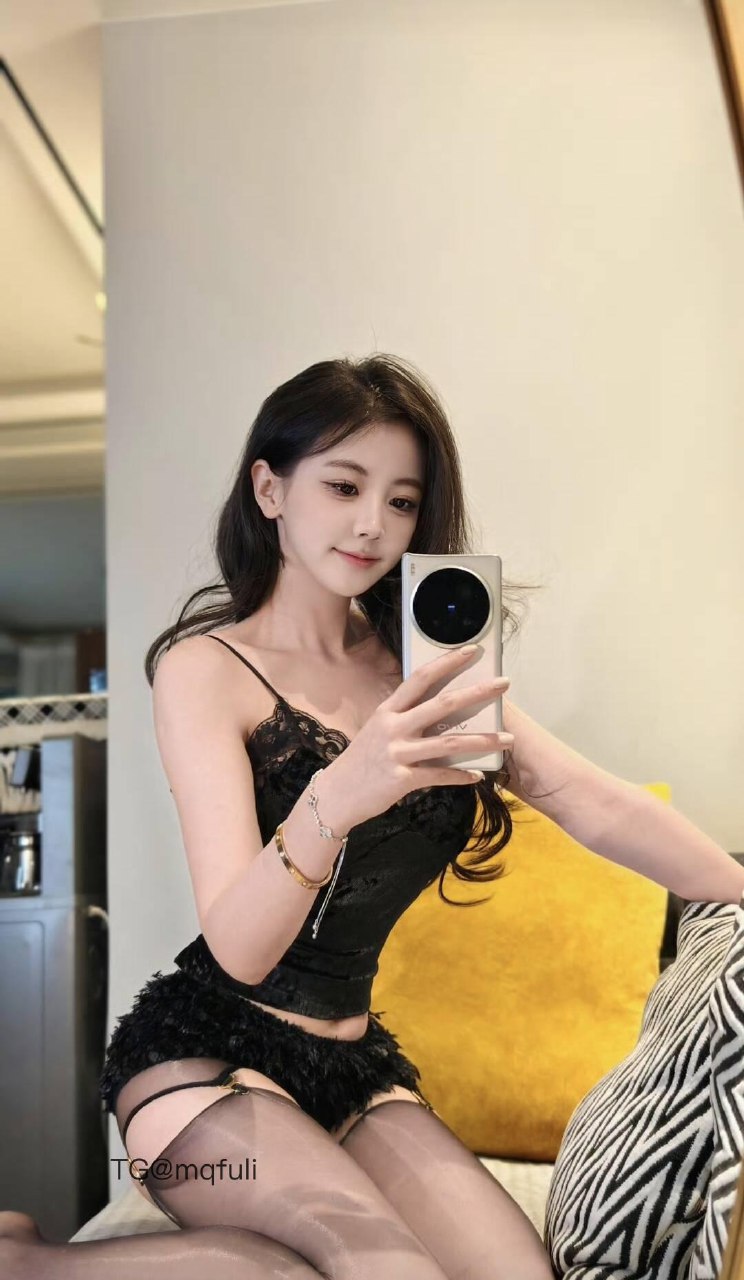 刘二萌 2025-06-06 19:47:12 仅需④⑨🉐bb千万别错过的写真 第6张