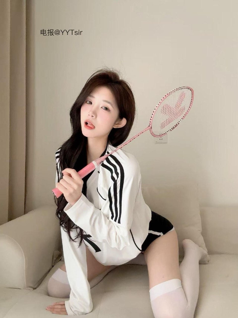 小霞佩奇 2025-06-06 10:20:59 佩奇与球拍的小故事 照片 第4张