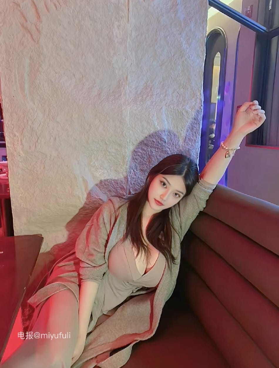 凡妮莎 2025-06-05 10:58:57 慵懒 第1张