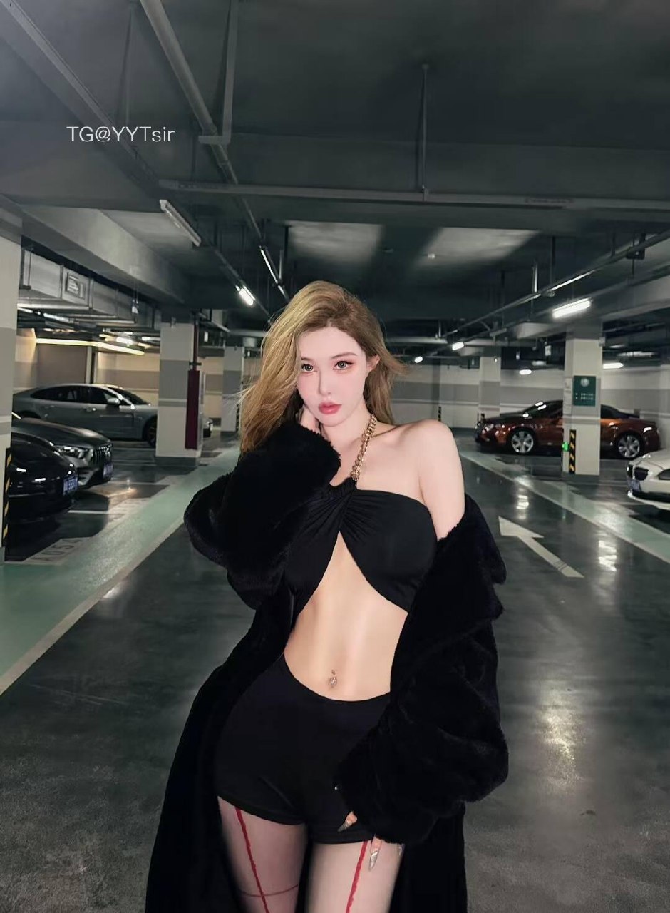 Ada王一霏 2025-06-05 22:11:42 我现在很想你，等一会儿可能会更想 第2张