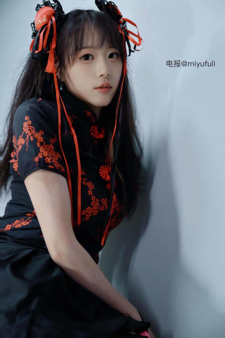 沐雨茜 2025-06-06 23:32:07 黑丝中华娘第一季 第3张