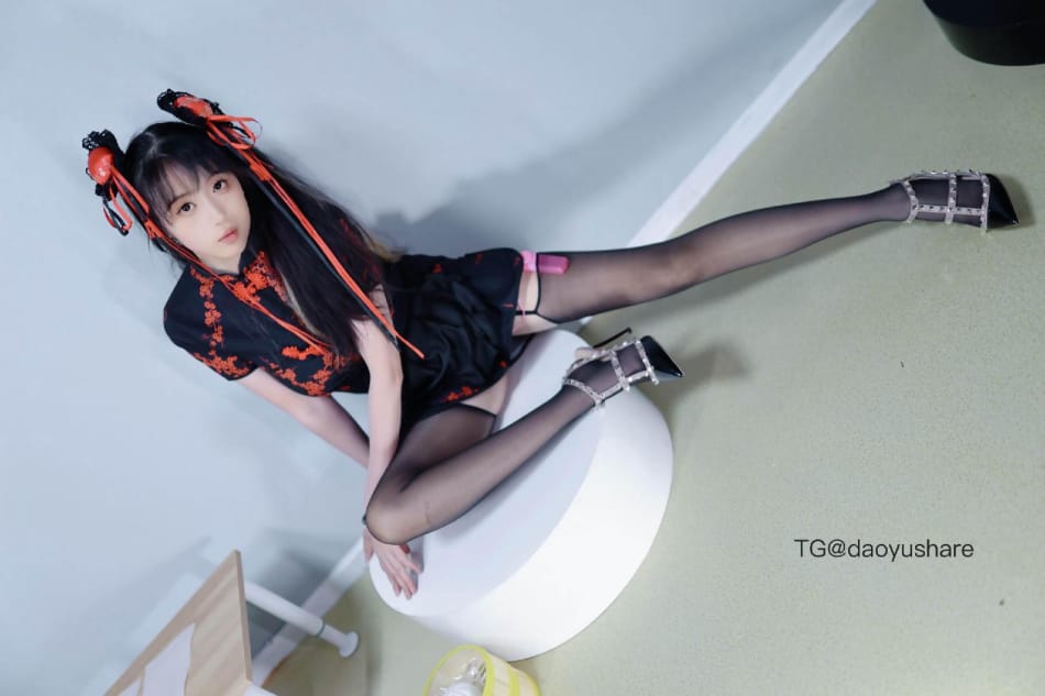 沐雨茜 2025-06-06 23:32:07 黑丝中华娘第一季 第1张