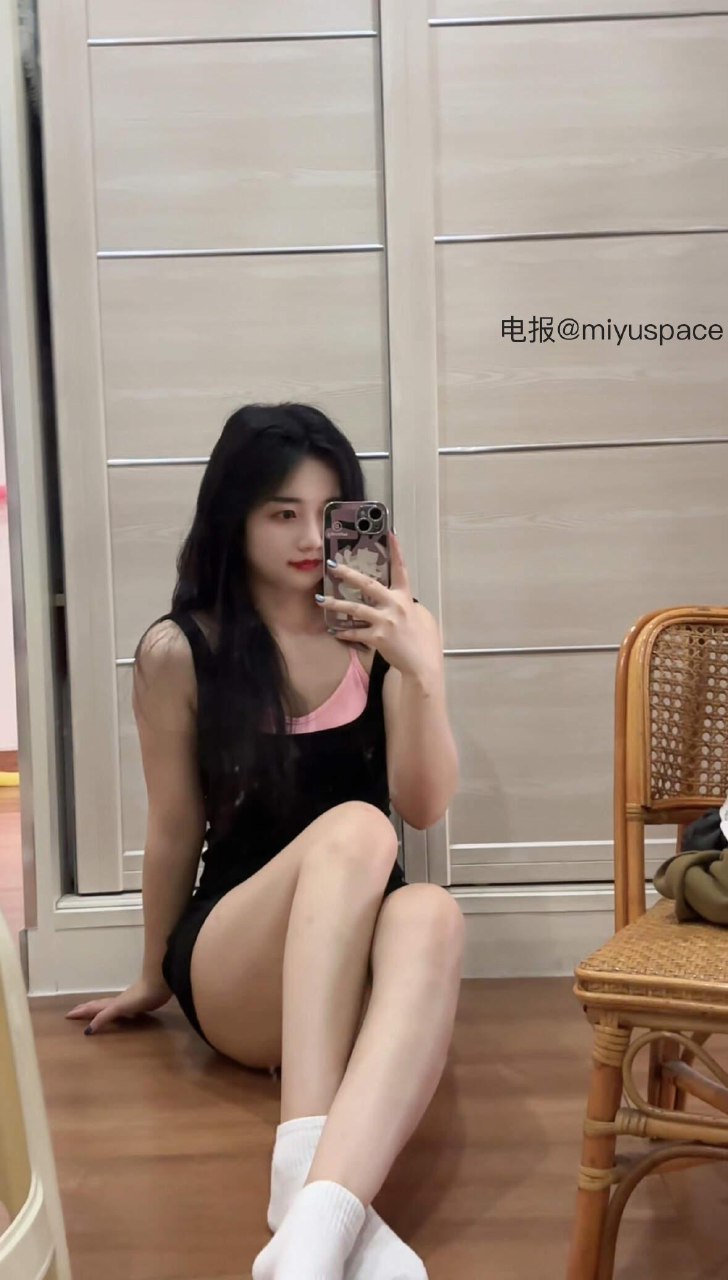 九斤明哥 2025-06-06 17:26:46 摇呼啦圈真的好累 第2张