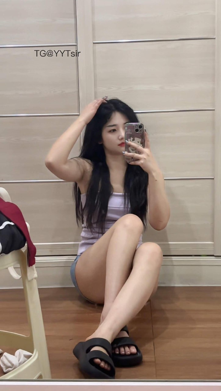 九斤明哥 2025-06-06 17:28:01 手机壳配这件衣服好看吗💕 第4张