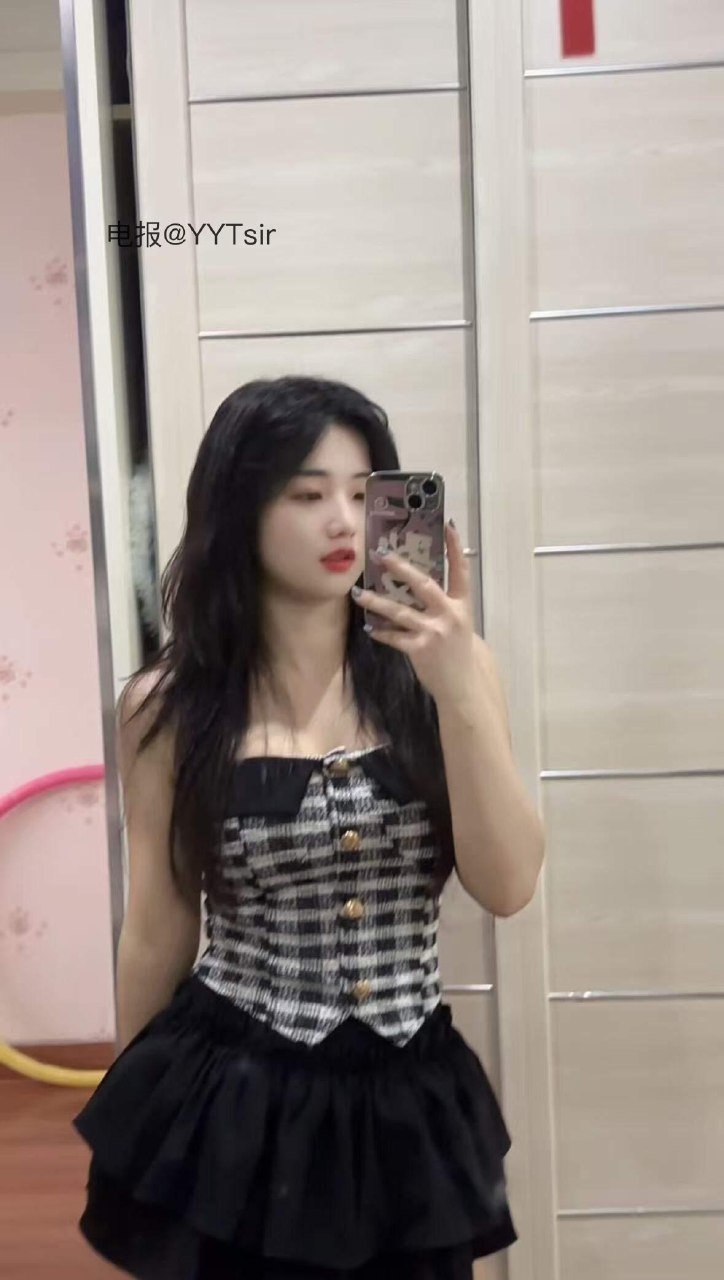 九斤明哥 2025-06-09 17:02:16 今天的裙子 宝宝们快来查收 第3张