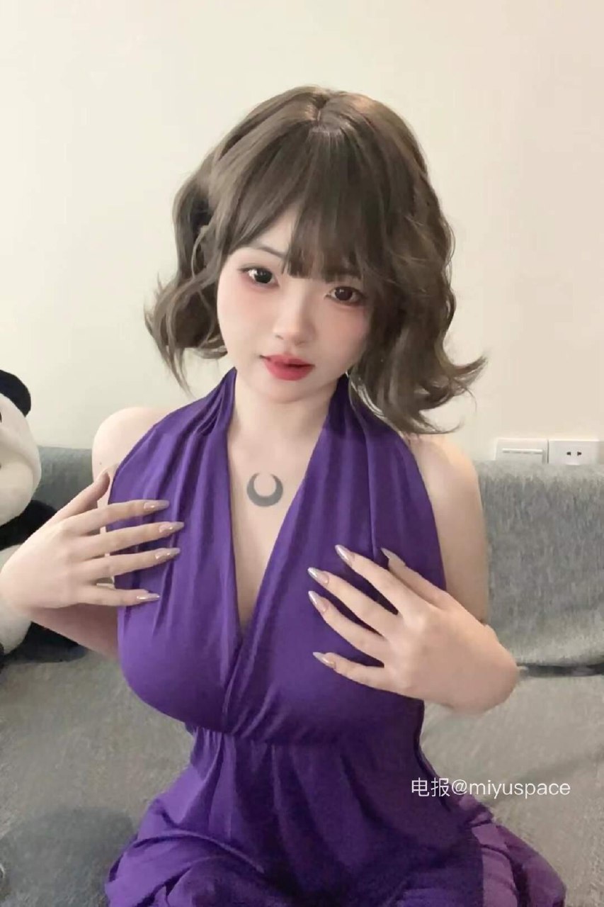 小瞳 2025-06-05 15:22:49 第一眼看腿的是这个👍 第1张