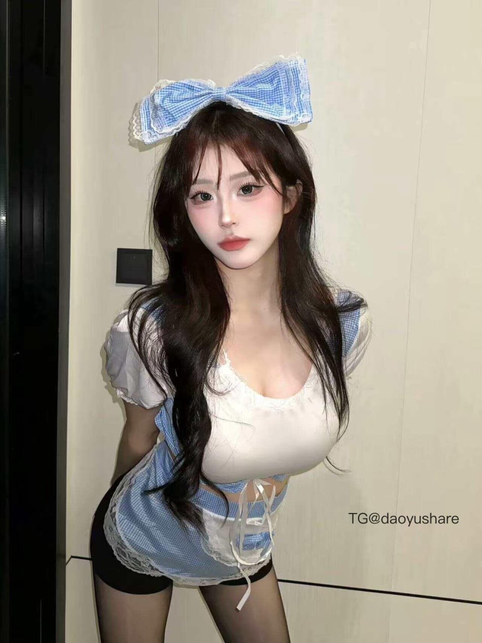 强妈 2025-06-12 23:37:25 穿黑丝不需要理由 第3张