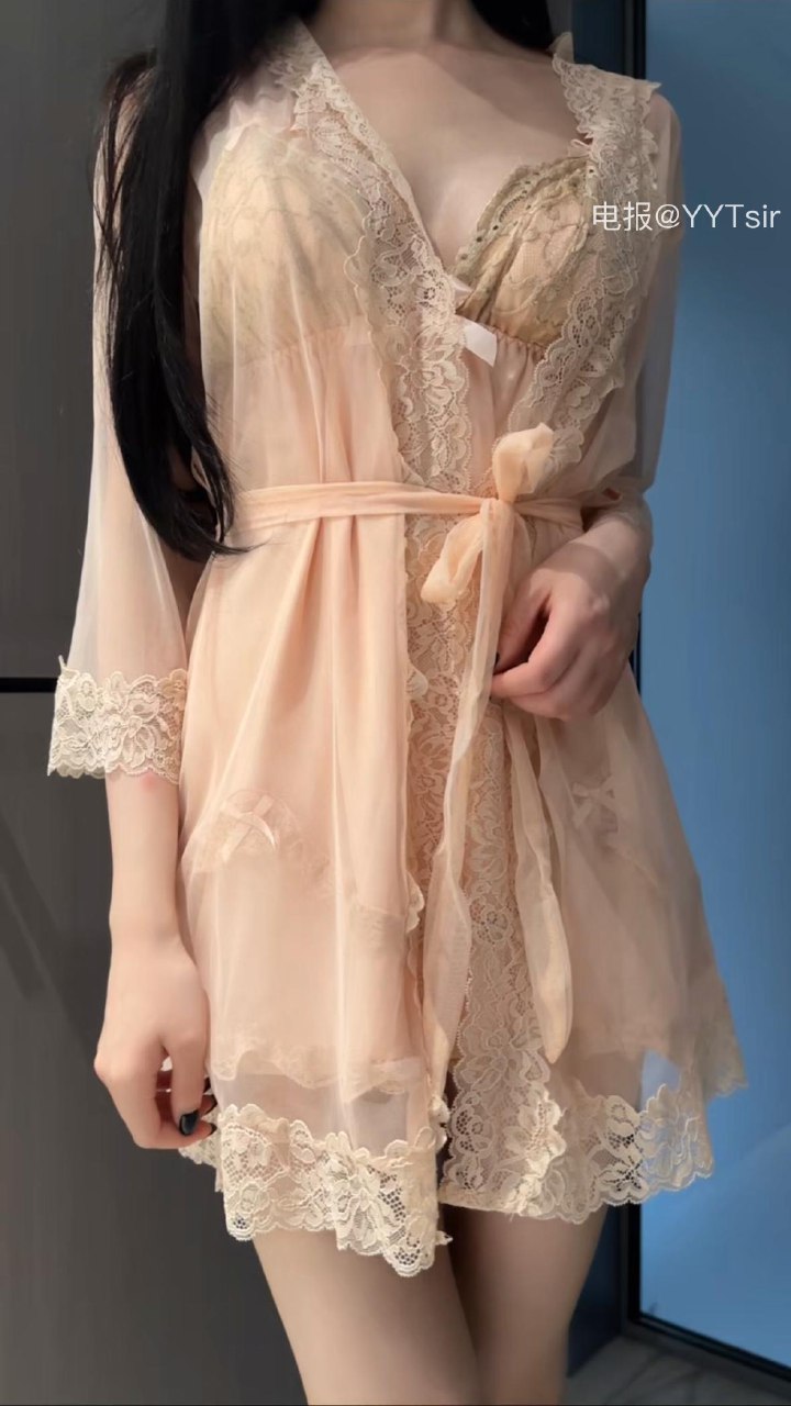 林扣弦 2025-06-12 15:13:49 粉粉嫩嫩的睡衣🤗今天走一下纯欲风😘 第6张