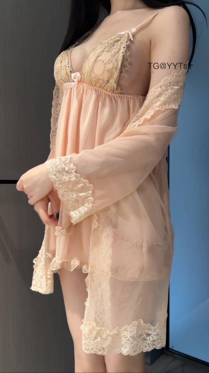 林扣弦 2025-06-12 15:13:49 粉粉嫩嫩的睡衣🤗今天走一下纯欲风😘 第1张