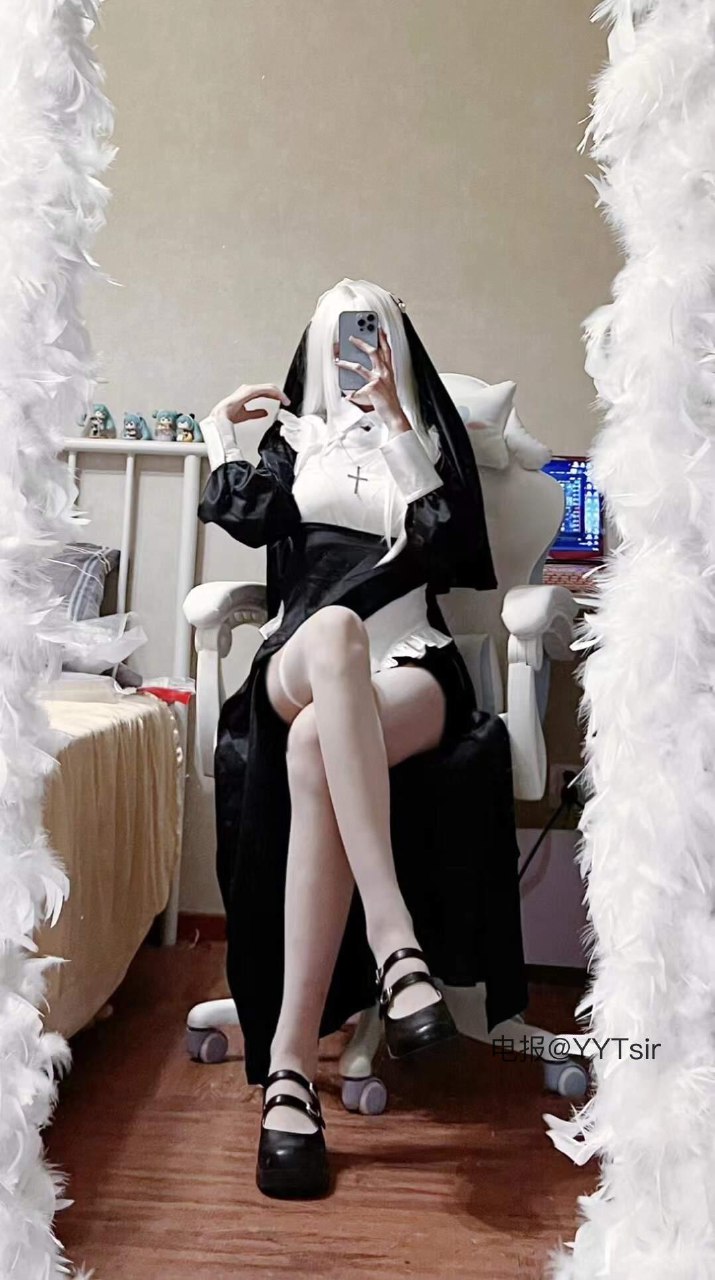 波子酒 2025-06-10 14:27:27 想知道衣服下面藏着什么秘密吗？ 第2张