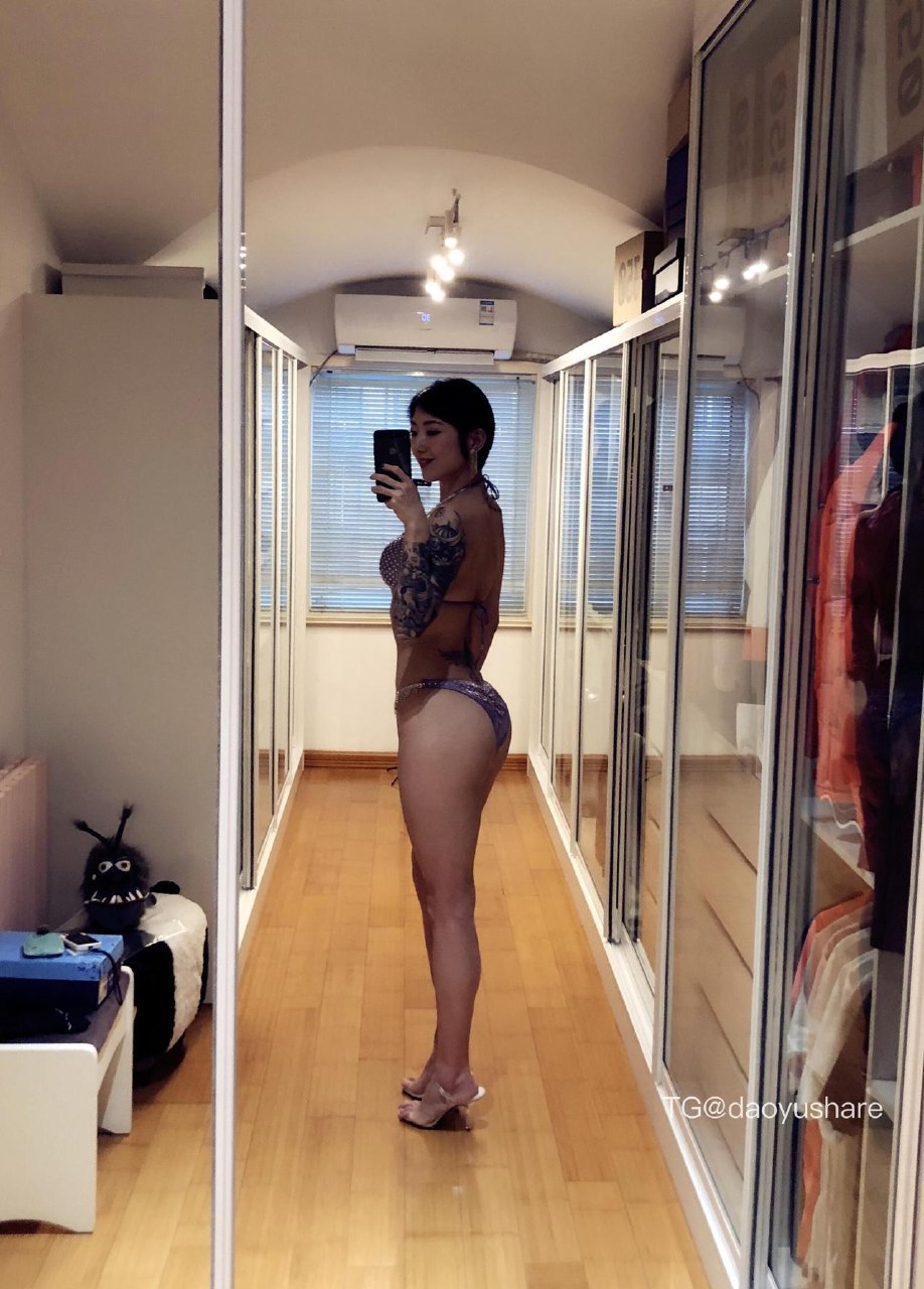 栗子Chen 2025-06-12 16:58:32 近距离感受丁子户与泳装的结合碰撞 第13张