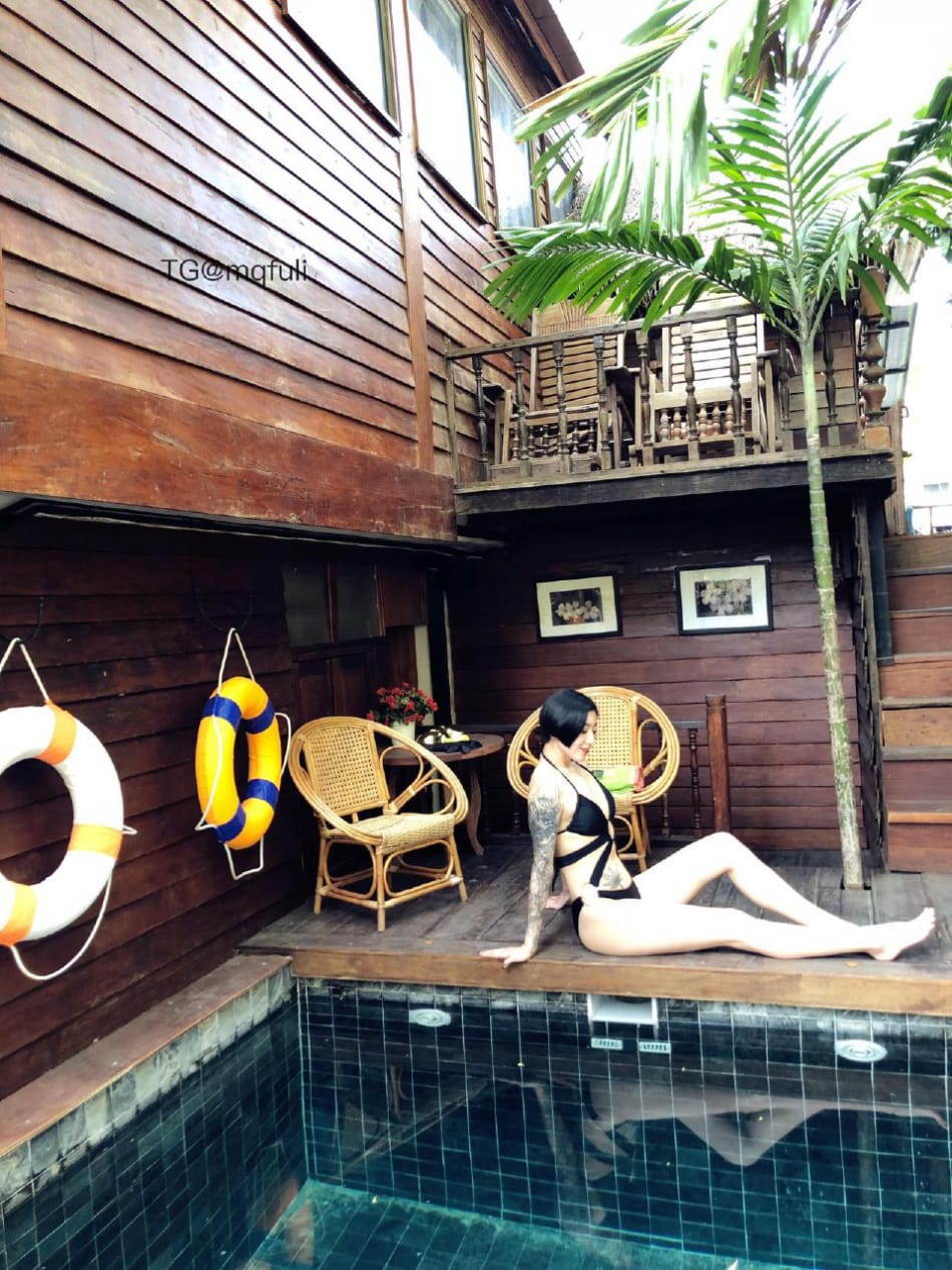 栗子Chen 2025-06-12 16:58:32 近距离感受丁子户与泳装的结合碰撞 第9张