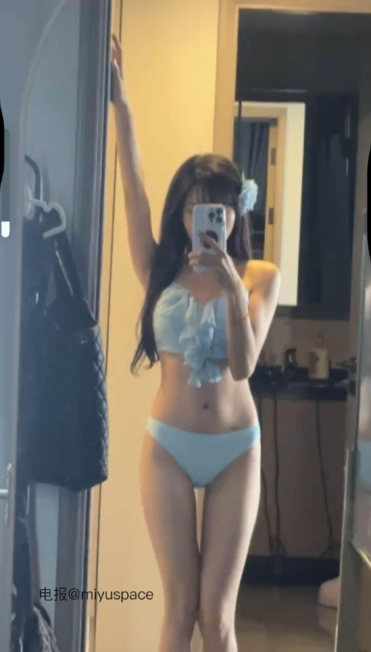 人间小奶猫 2025-06-14 12:45:51 准备下次和你去海边就穿这身 第1张