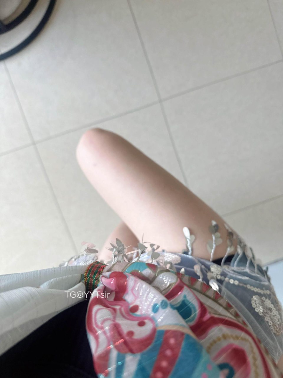 张洛洛 2025-06-16 14:05:10 想看去掉内搭的吗 想看的扣1🥰 第3张