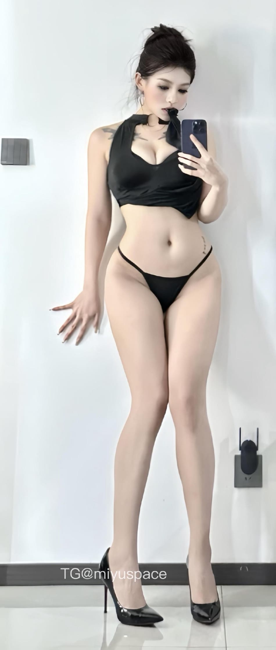 Fortuna 2025-06-16 19:44:12 辣妹日记CL《幻光》系列共24张 第5张